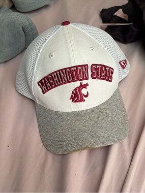 Washington State Cougars White & Gray Trucker Hat